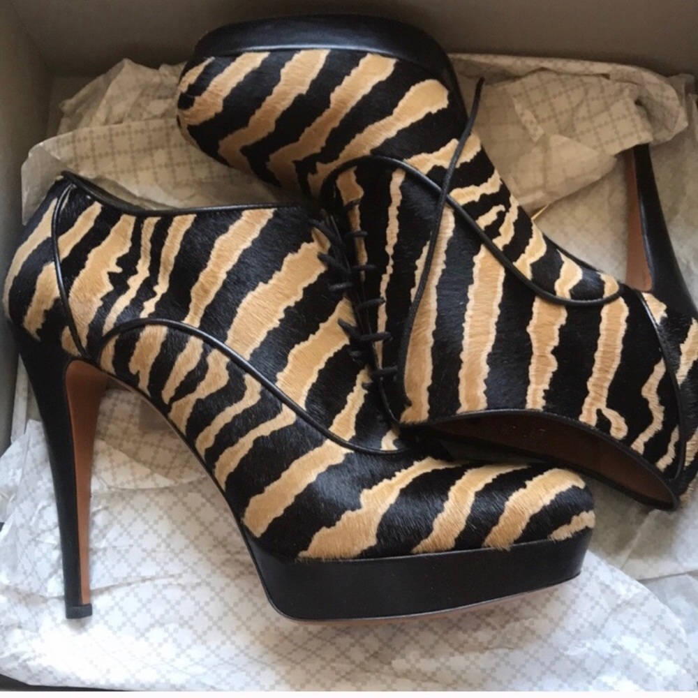 Gucci booties